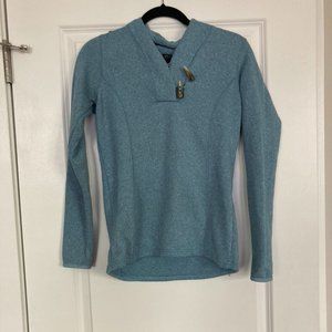 Eddie Bauer blue/teal/light blue pullover